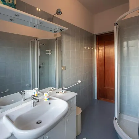 232 - A Casa Di Rita, Centro Citta, 150metri Dalla Spiaggia E Dal Mare * Sestri Levante